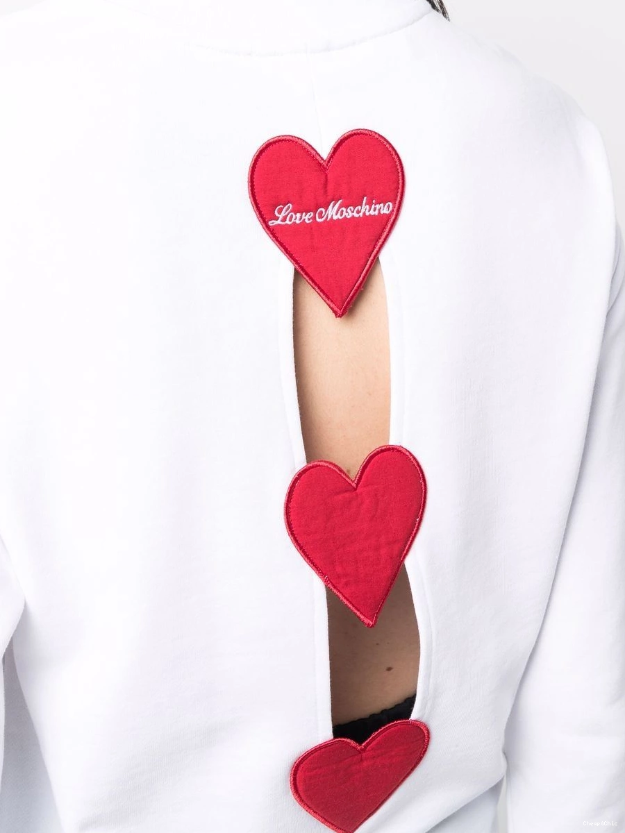 Cheap Women Love heart-detail neck Moschino sweatshirt crew 0405